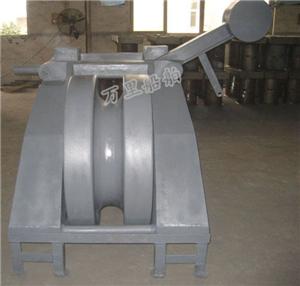 Chain maker