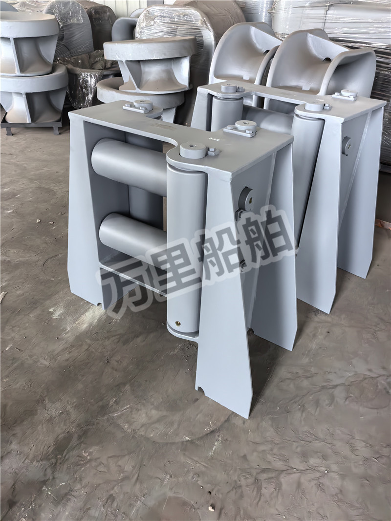 Roller cable guide